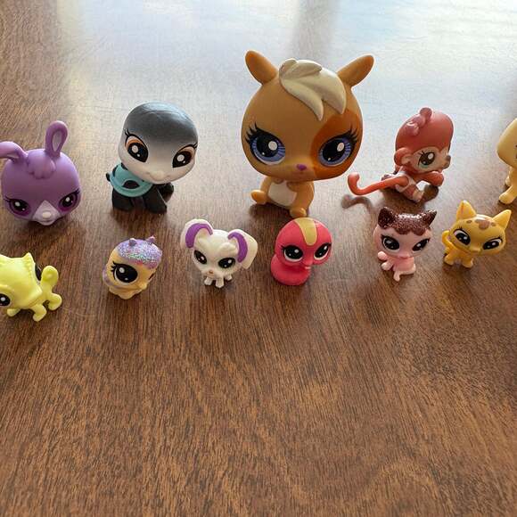 Little Pet Shop LPS Collection Animal Figurines Lot of 13 - Picture 2 of 6